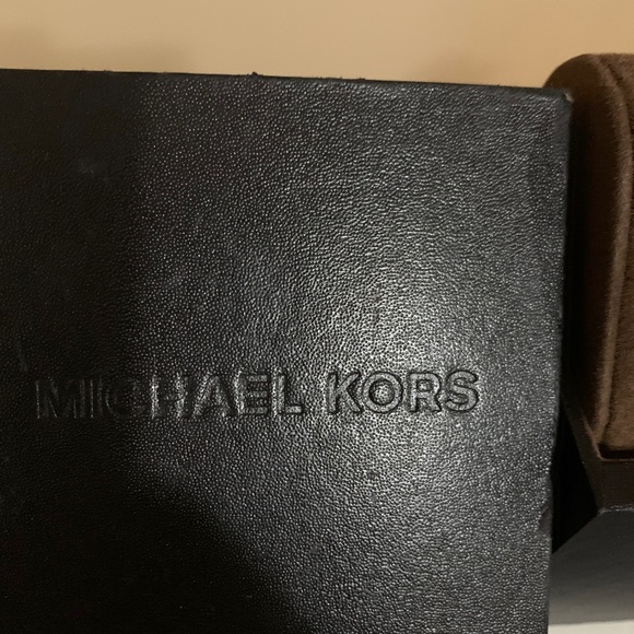 Michael Kors Watch - Picture 8 of 10